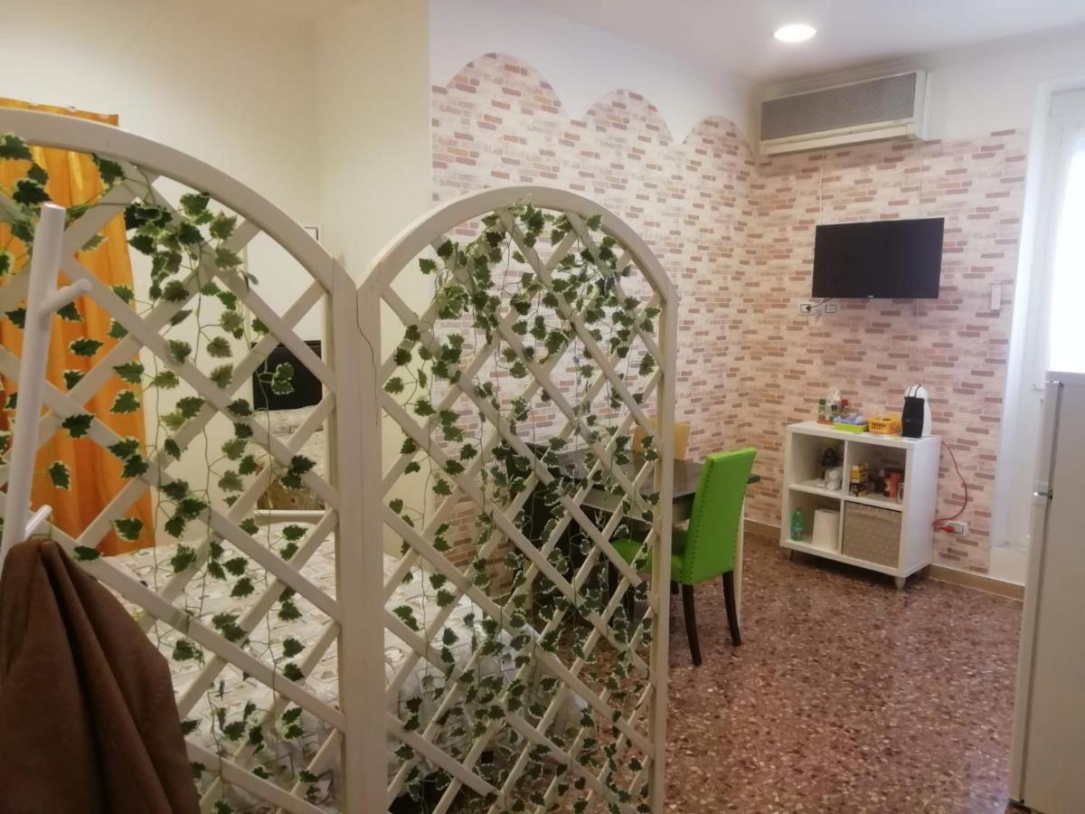 Apartment Urbino 33 Rom Exterior foto