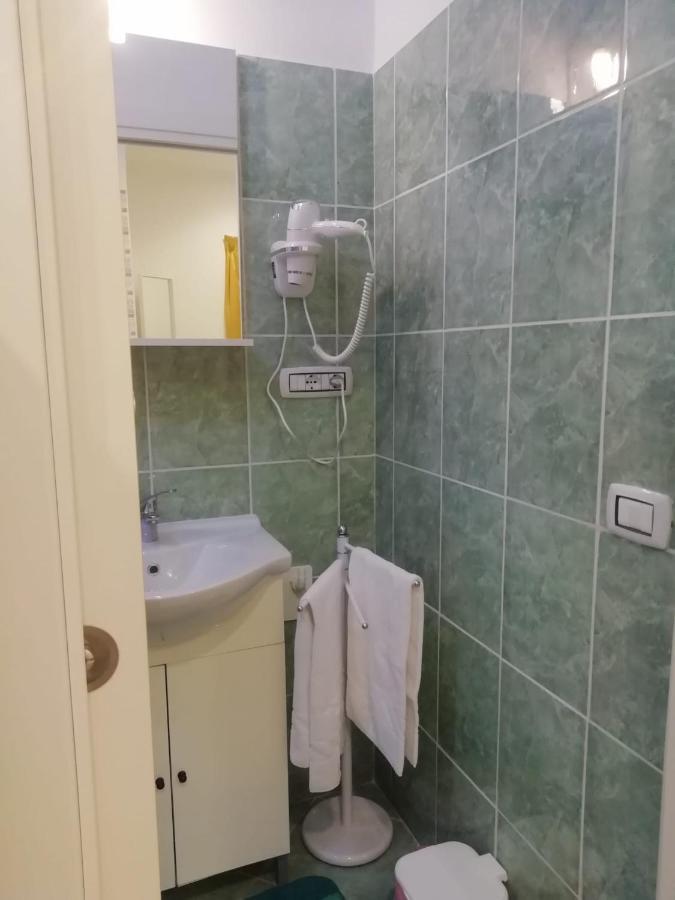 Apartment Urbino 33 Rom Exterior foto