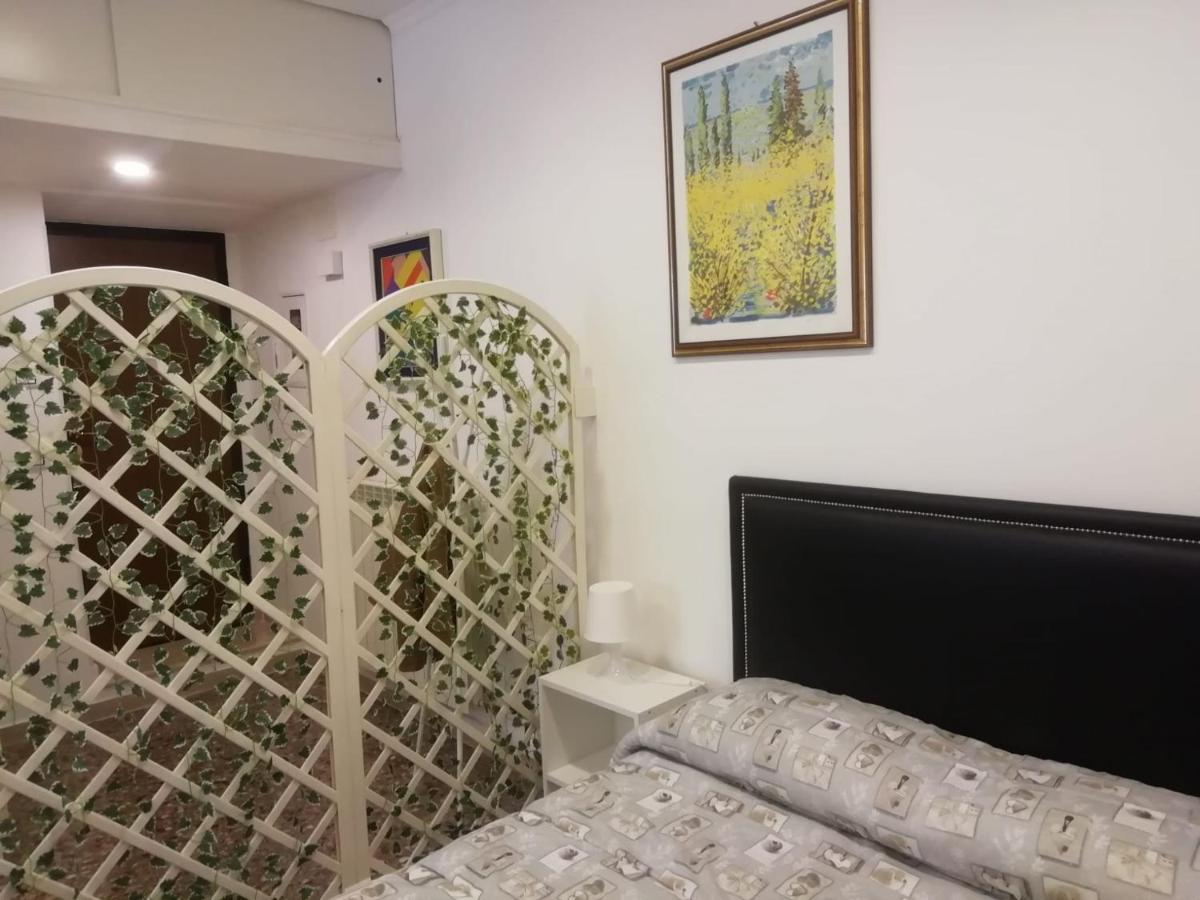 Apartment Urbino 33 Rom Exterior foto