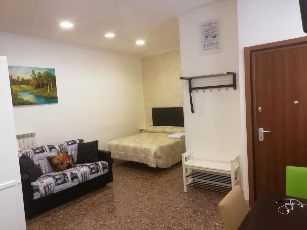 Apartment Urbino 33 Rom Exterior foto